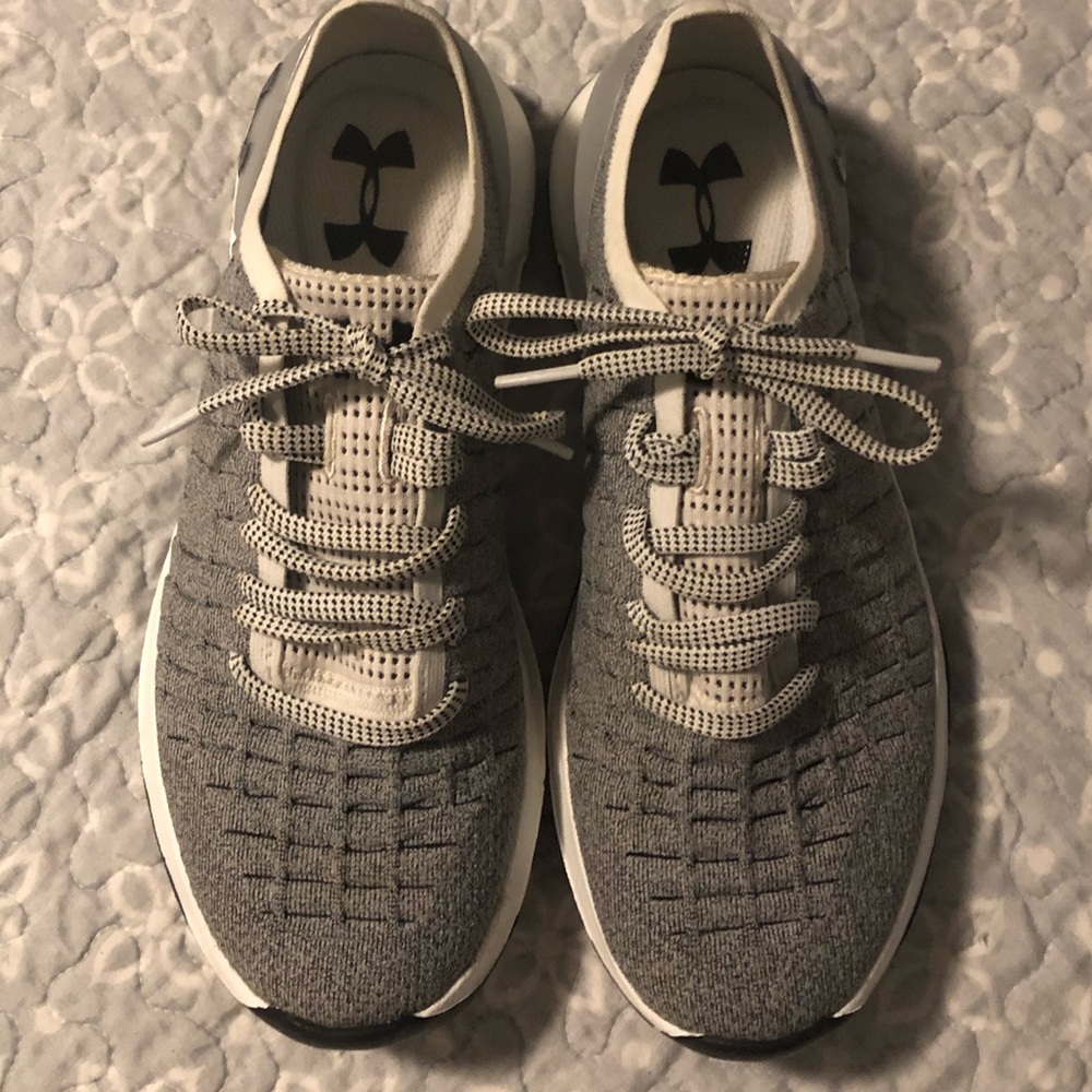 Men’s Under Armour size 9.5 sneakers